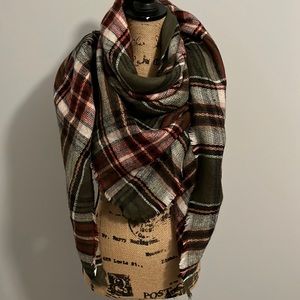 APT. 9 Blanket Scarf